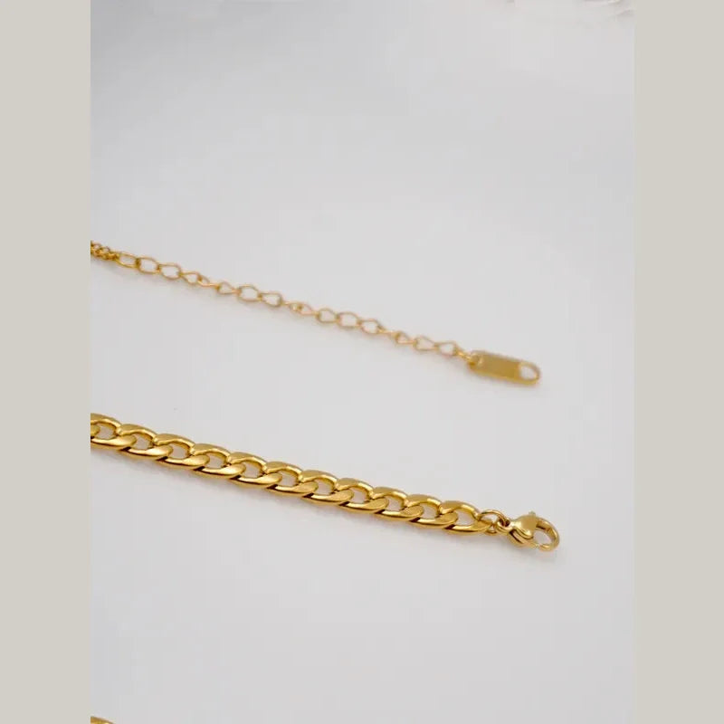 Golden Twist Necklace